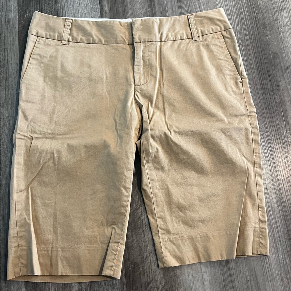 Gap Women’s Chino Bermuda Shorts - 8
